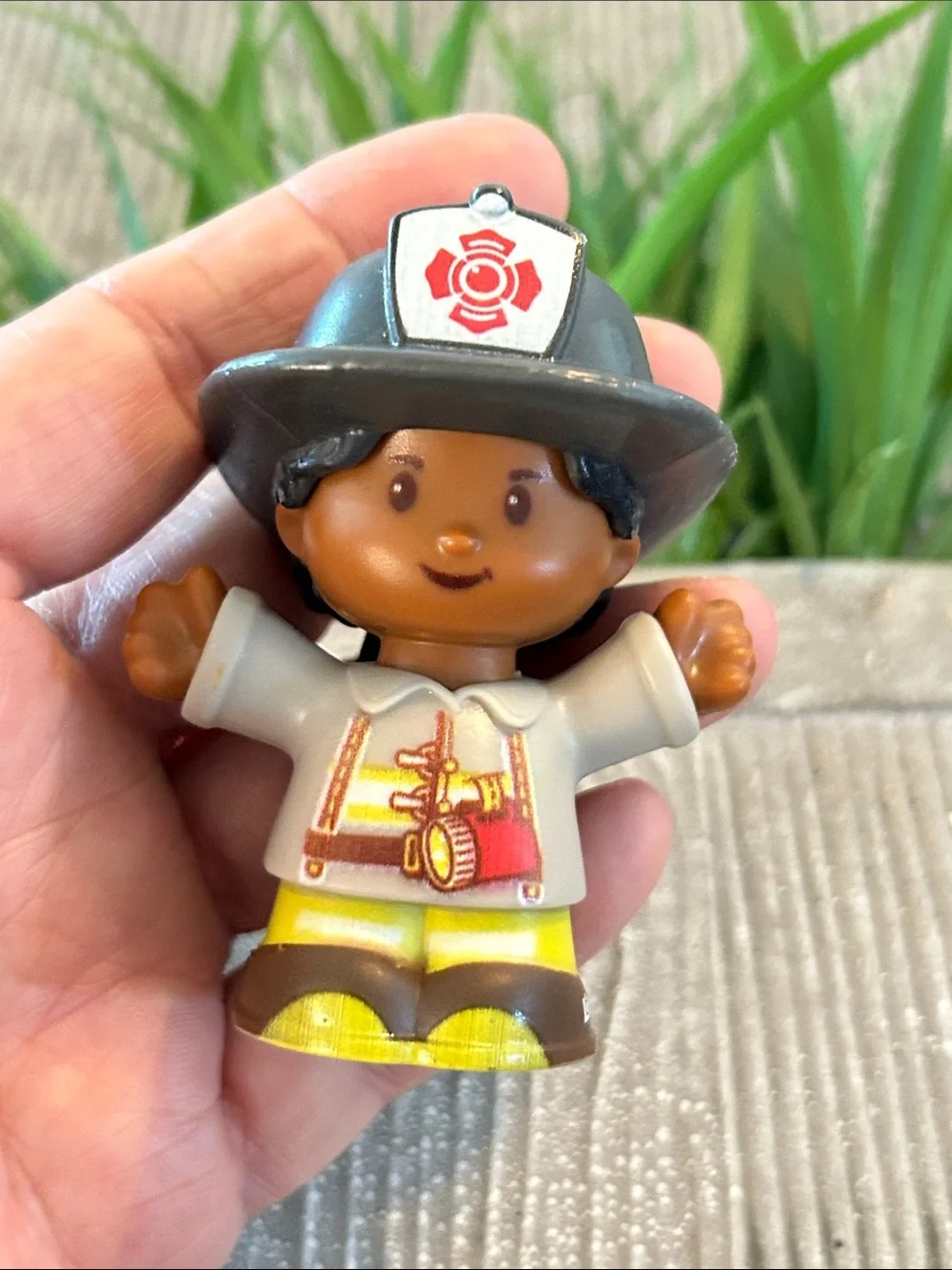 Fisher price little people fire fighter figurines replacement figures x2